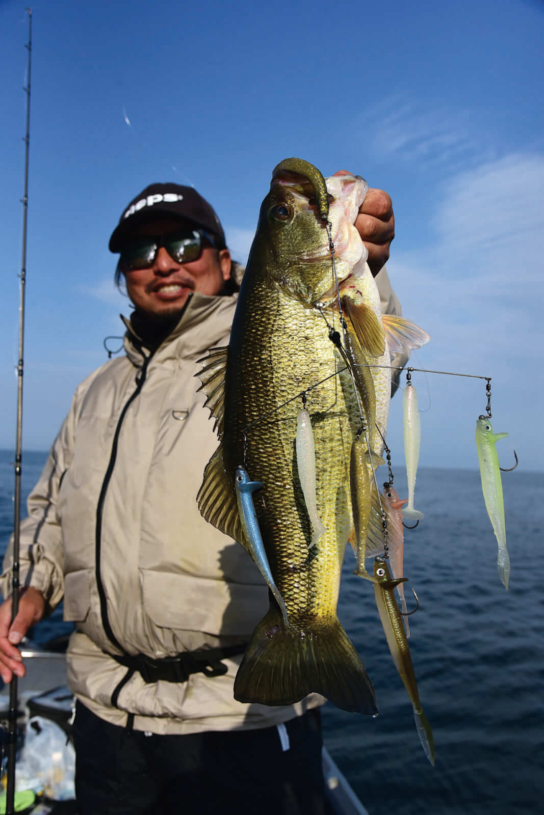 ｜デカいバスにはデカいルアー。山田祐五が貫く「不滅の法則」と、凍てつく湖上のリアル