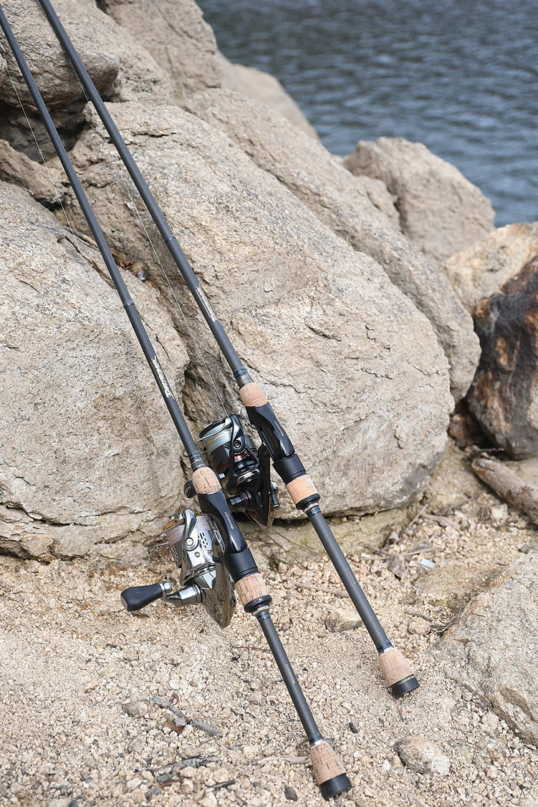 ｜オカッパリだから釣れる「でかバス」は確実に存在する! 「真冬に浅場を狙うetc…」岸釣り最新理論