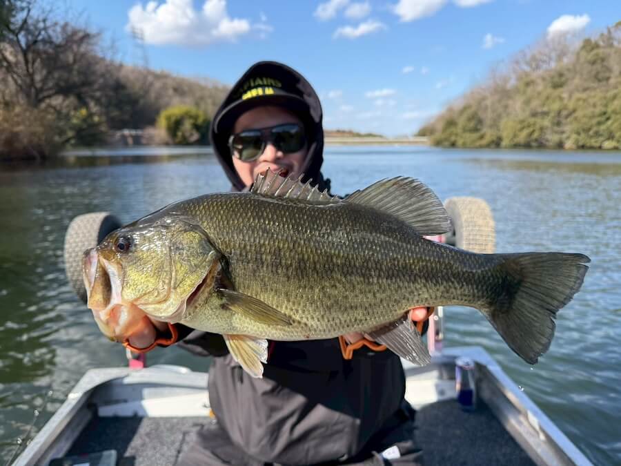 ｜厳しい早春のゼロワンゲーム。大切なのは一瞬の時合いをどう捉えるか。このタイミングで試したい組み合わせはコレ！