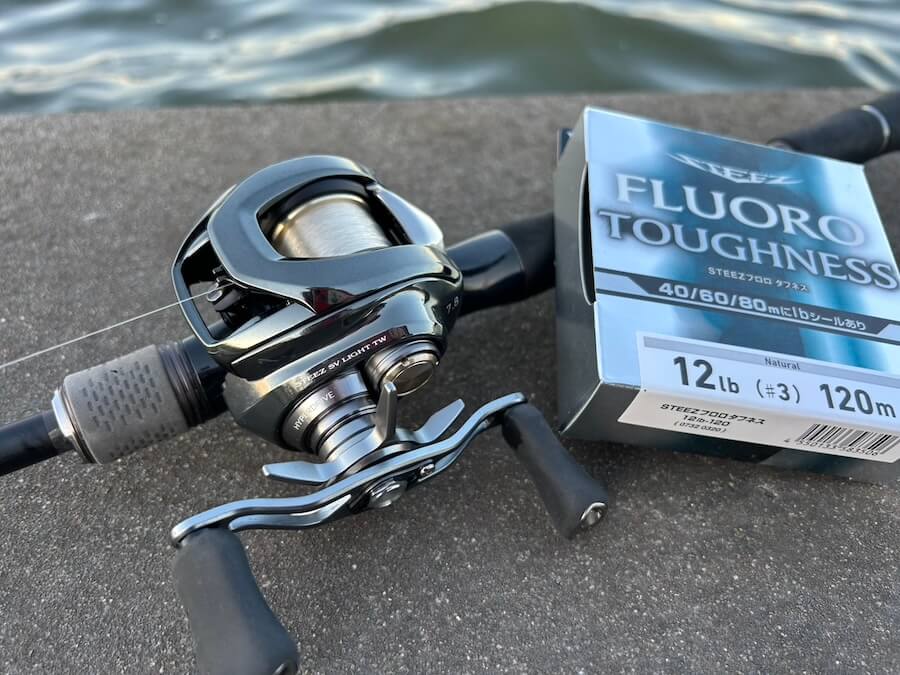 ｜DAIWA新作ライン『スティーズフロロタフネス』カバー越しにゴリゴリ巻いても問題なし！ヨレもなくてストレスフリー！【週刊ササカツ無双】