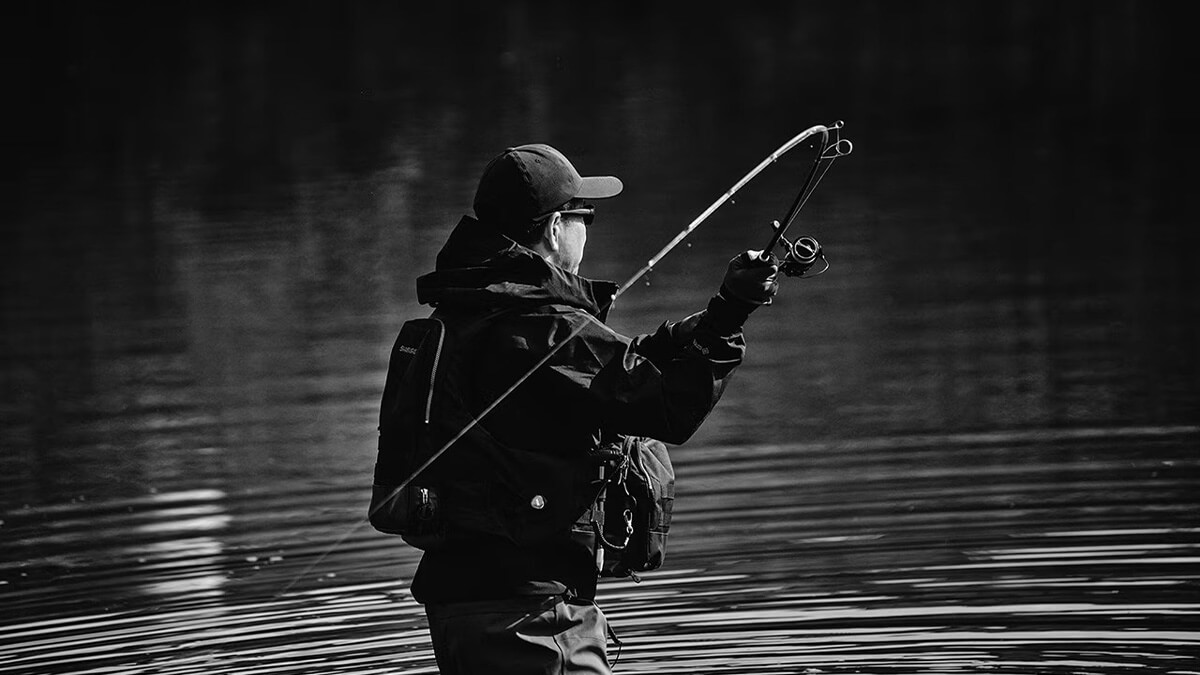 ｜『東レテクノロジー』を搭載した最新シーバスロッドを編集部がピックアップ。現代の最先端技術により実現したフラッグシップモデルたち。