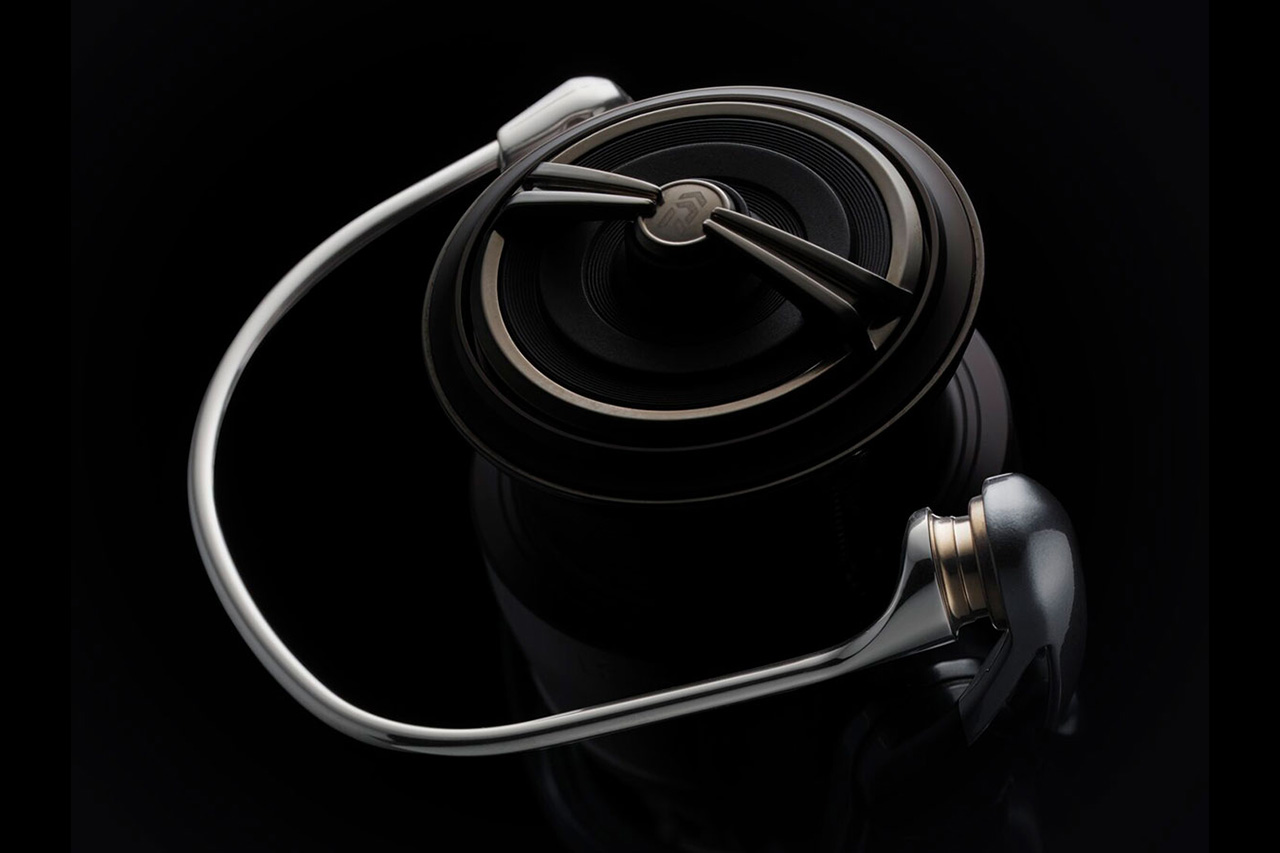 ｜【2026年最新モデル】釣り専門誌が選んだDAIWAのリール3選。個性際立つモデルの特徴とは？