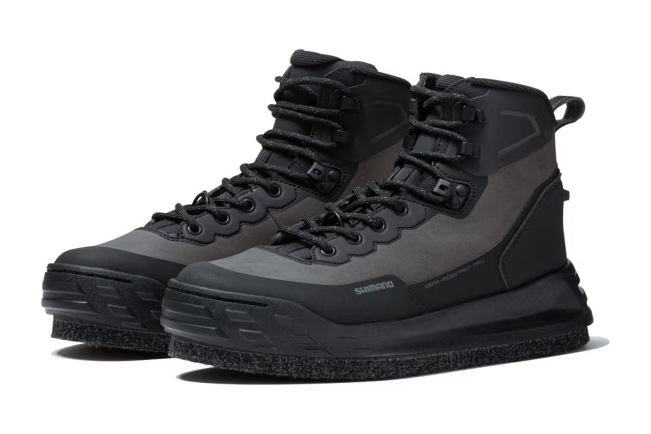 ｜磯から渓流まで使えるウェーディングシューズがシマノから登場。三種類のシューレースフック搭載で、動きやすいのに靴ひもがほどけにくい。