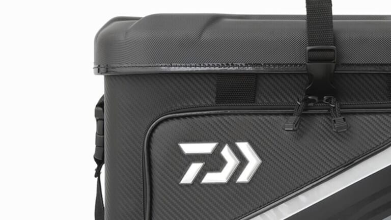 「大事な釣具を保護」ABS素材を採用した『釣り専用バッグ』がDAIWAから登場。釣り場でのトラブルから中身をしっかり守る。
