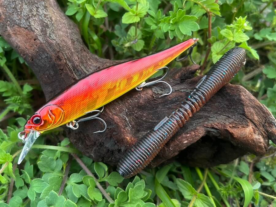 ｜ボートで大苦戦もあのルアーだけには反応あり。ちょっと頼りすぎ！？「ちなみにバスボート購入も検討中…」【鈴木翔のIT’S SHO TIME !!!】