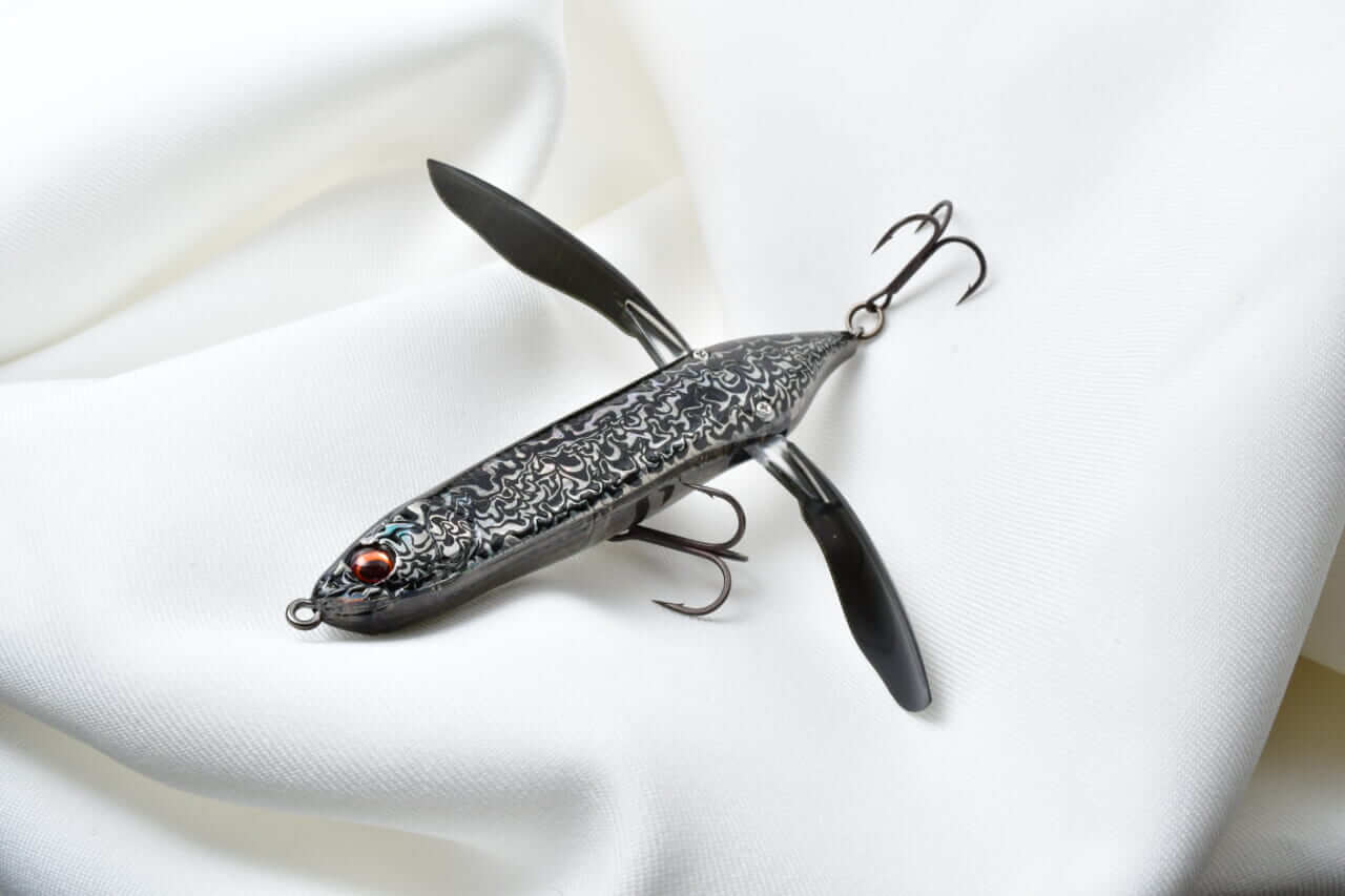 |美しい!ダマスカス仕様のバスルアー『ダイバゼル』をキミは手に入れたか?〈今なら最大半額のチャンス〉