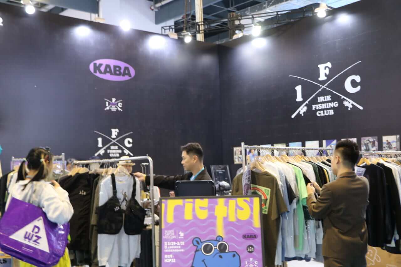 ｜中国バスフィッシング事情調査! 上海フィッシングショーに潜入取材!!【潜入上海钓鱼表演，采访】