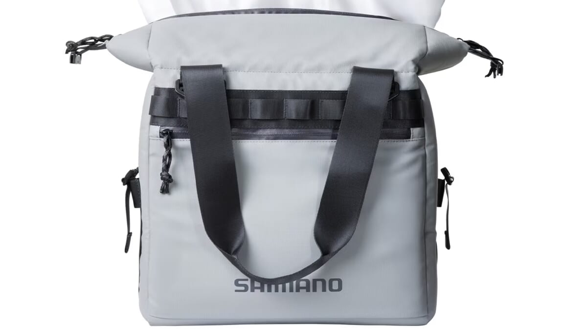 ｜「信頼感エグイ」釣りメーカーのシマノが作った“保冷バッグ”。クーラーボックス級の保冷力を手軽に持ち運び可能に。