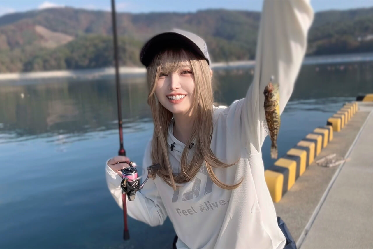 ｜「たまにしか釣れないレアキャラ」イチゴ味のエサで釣りをしたら、“美少女”がまさかの爆釣に…。