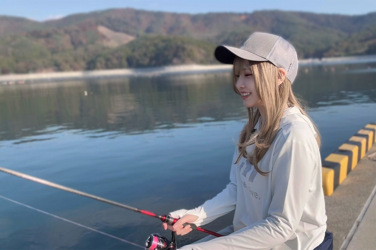 |「たまにしか釣れないレアキャラ」イチゴ味のエサで釣りをしたら、“美少女”がまさかの爆釣に…。