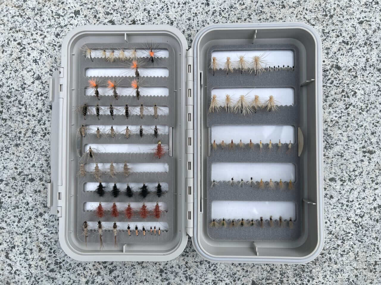 |渓流の釣りを快適に楽しむために必要な小物類【フライフィッシングの教科書10】