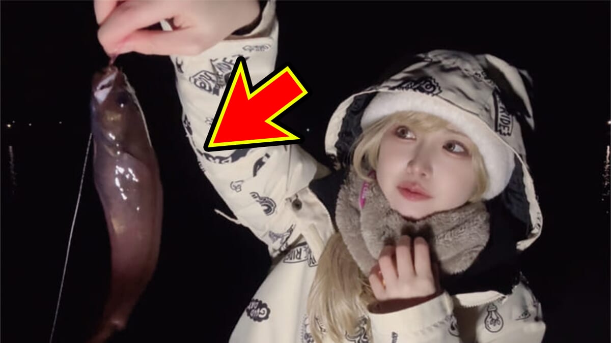 ｜「まんまるおめめがかわいい」美女が夜のテトラで釣りをしたら、“ヌメヌメ”のあの魚まみれに…。
