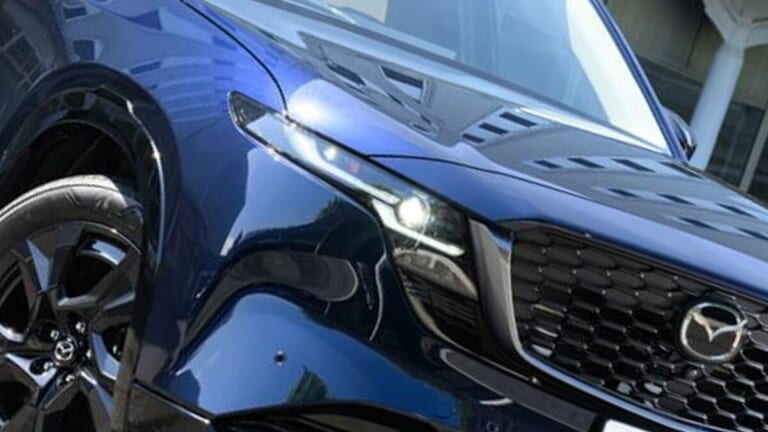 「待ってました」「ようやくだね」マツダの『ド定番SUV』が新登場。9年ぶりのフルモデルチェンジに注目。