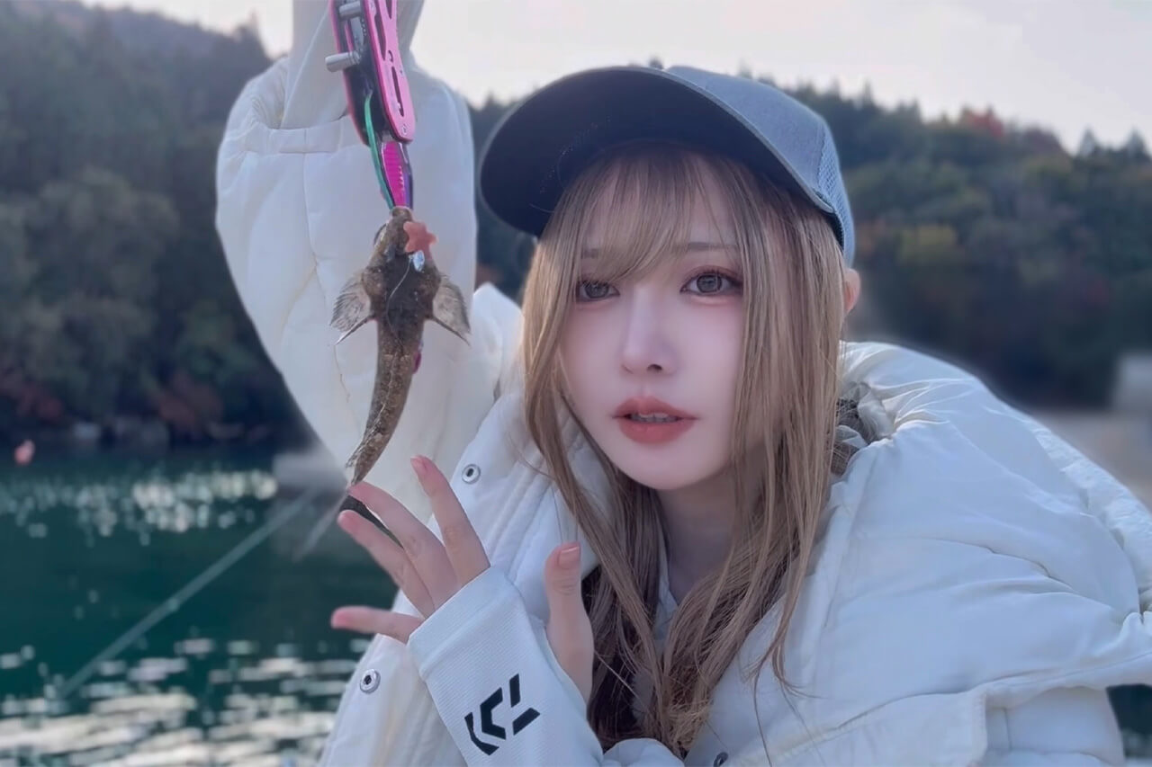 |「たまにしか釣れないレアキャラ」イチゴ味のエサで釣りをしたら、“美少女”がまさかの爆釣に…。
