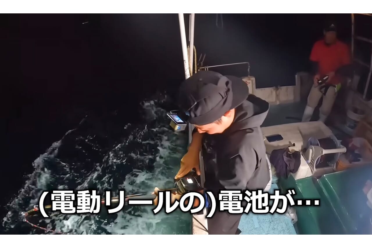 |「恐竜?」「デカすぎる」深海から現れた『販売禁止』の巨大魚が衝撃過ぎた件。「一生に一度レベルかも…」