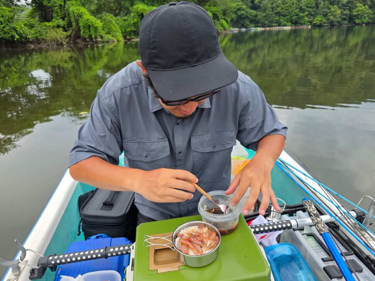 ｜【簡単なのにウマすぎる！】あなたの釣り飯はコンビニばかりじゃない!?　釣り雑誌編集部員がオススメする釣り飯とは？