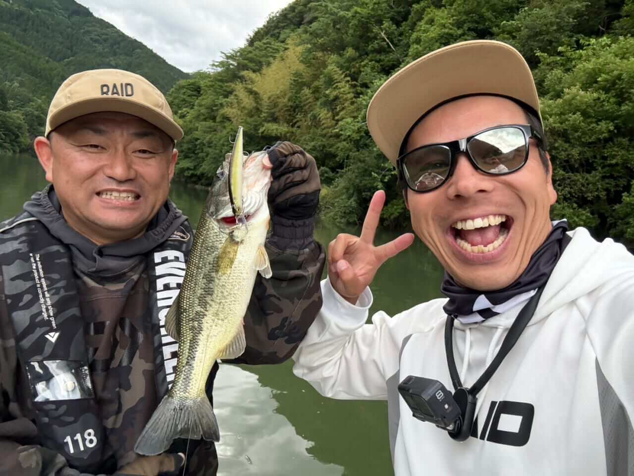 |激濁り=チャンス!早明浦ダムで炸裂するジャークリッパー&G.I戦略