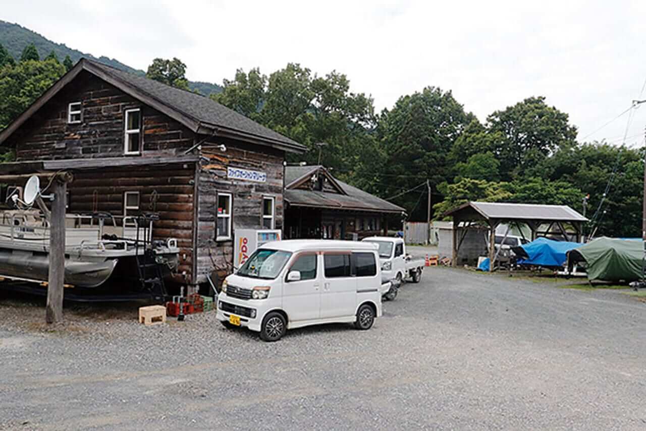 ｜「サイズは選べません（笑）」話題の激釣れルアーがまたも炸裂。使い方とフォローで入れた『ニャン』とは一体？