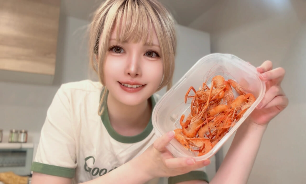 ｜美女が手料理を作りたい。釣った魚で作る料理は絶品だった。