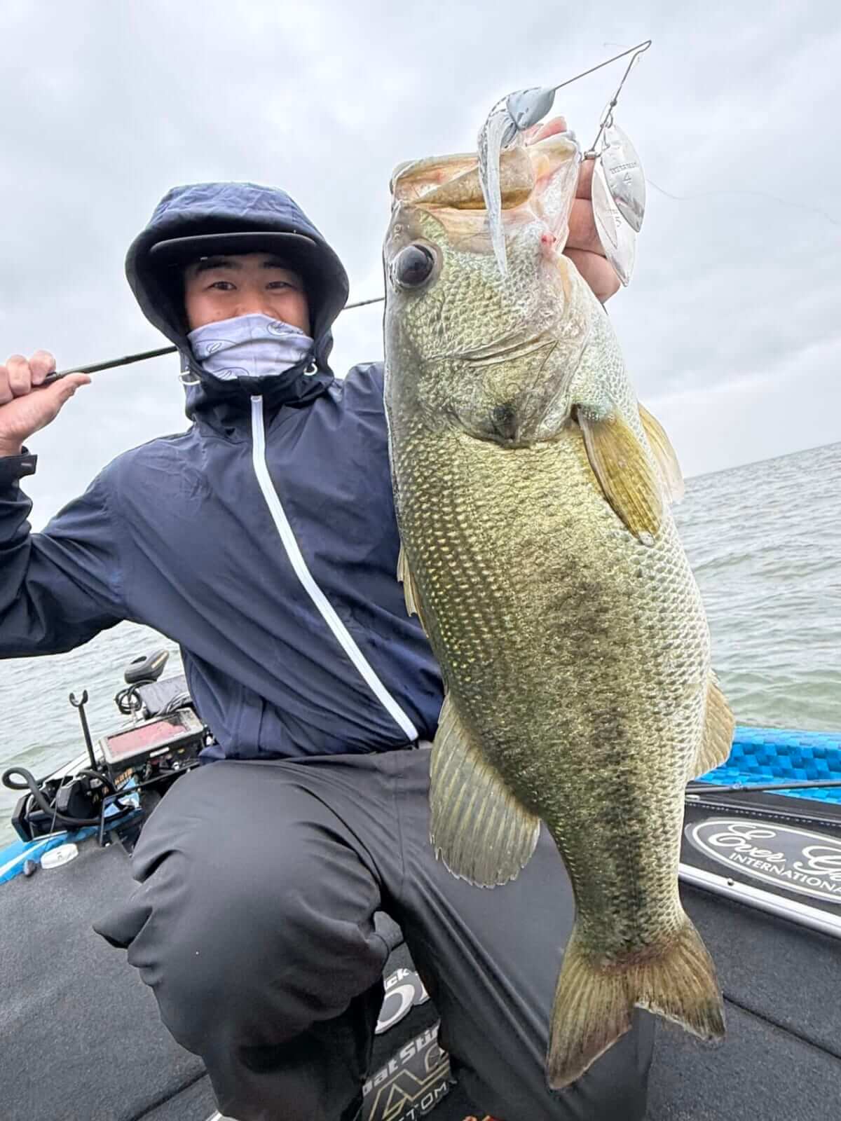 ｜【琵琶湖南湖】ジャングルウォーカーでロクマル！ 巻きとトップで夏パターン開幕【大西健太のOKレポート】