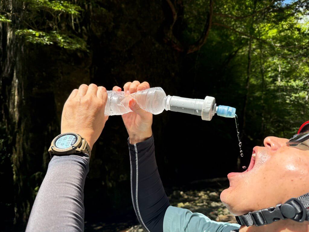 |“生水”が飲み水に! 超軽量50gの浄水器を編集部が実釣レビュー【防災にも】