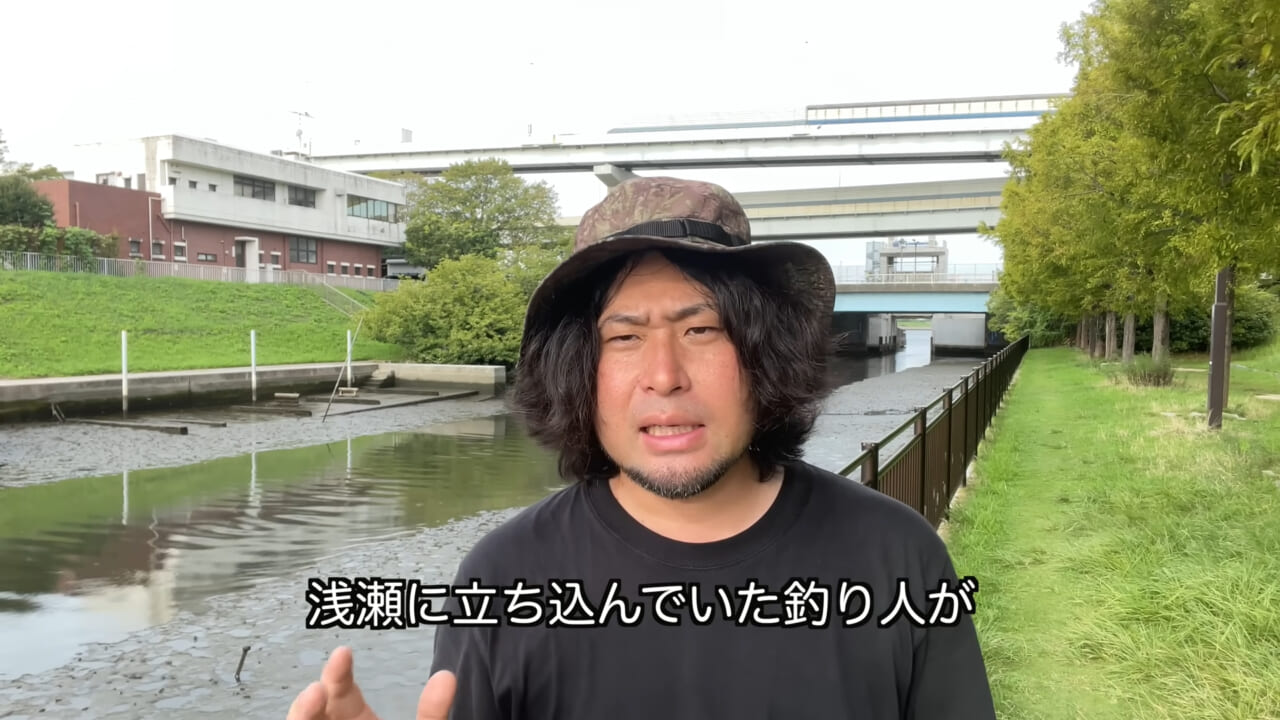 ｜「うぉー、痛ってえええ」東京湾にも生息する『身近な危険生物』に刺されたらこうなった。「この黒いネバネバが“毒液”です」