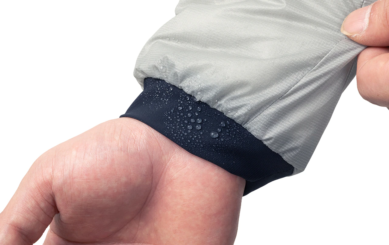 ｜エアロカプセル搭載で圧巻の保温力。シマノから登場するジャケットが過酷な冬の釣りシーンでも快適な暖かさと動きやすさを実現。