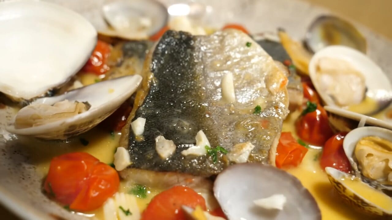 ｜「えーっ！」異常なまでに腹が膨れた『ハマチ』を発見→持ち帰ってお腹を割ったら、“衝撃的”な瞬間に。「こんなのはじめて見た」