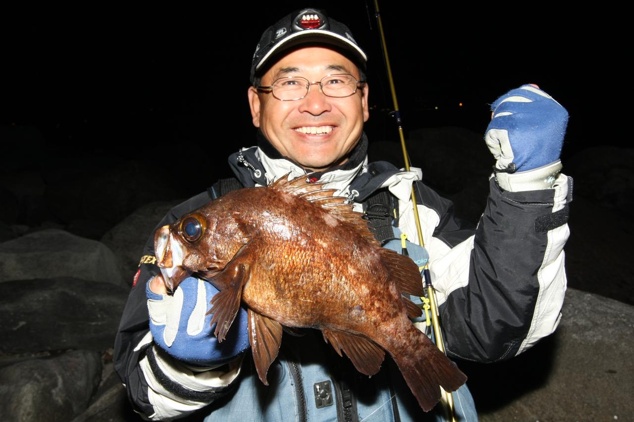 取材時に自己記録更新 村越正海が獲った伊豆の尺オーバーメバル メバルランカーメモリアル ルアマガ