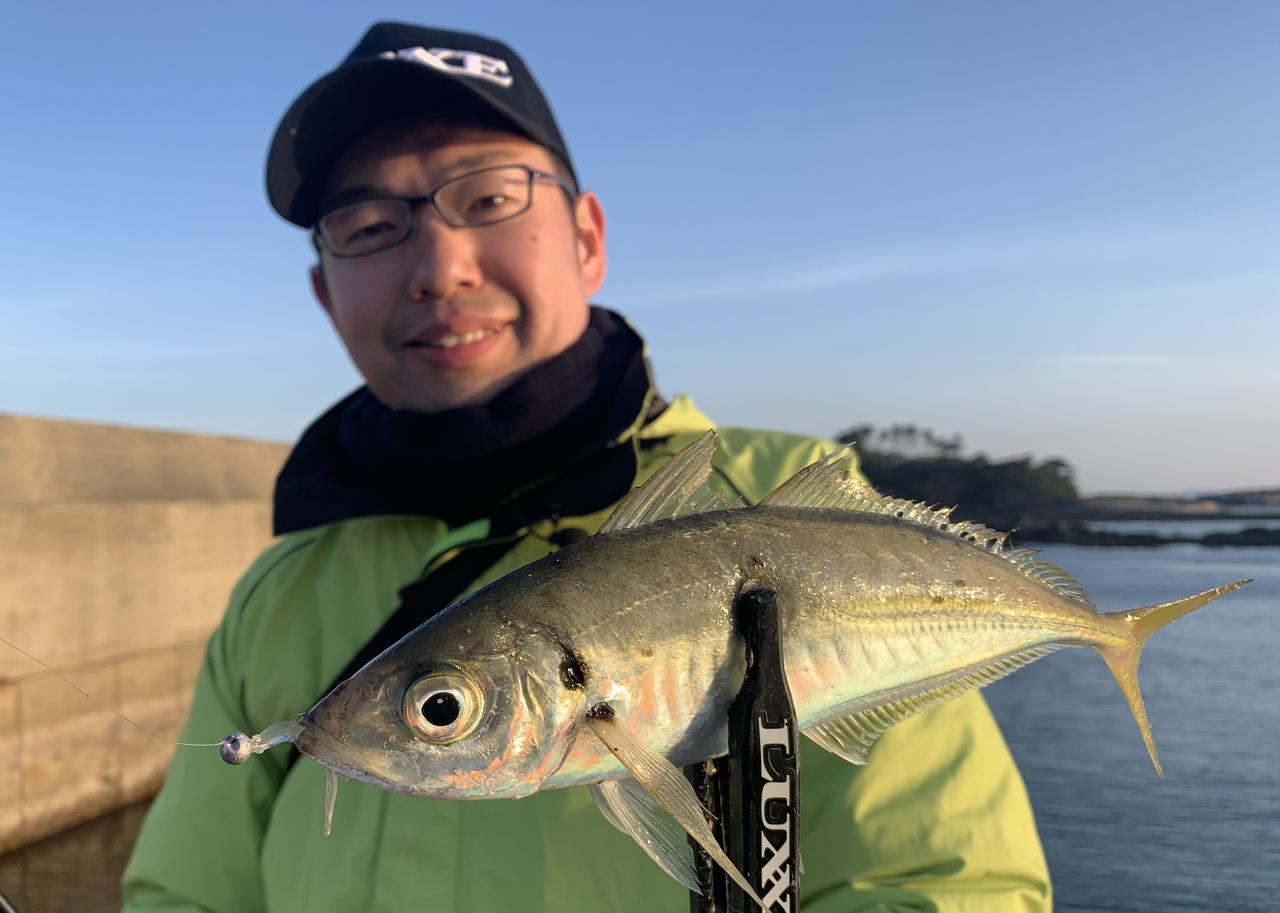 釣った魚を写真で大きく見せる方法 カメラマン直伝 ルアマガプラス