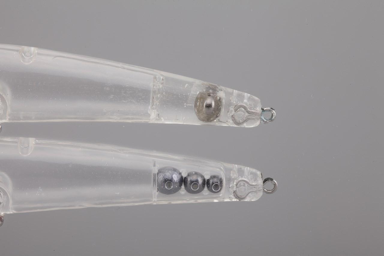 本物の魚の皮を使った完全ハンドメイドのオイカワ魚皮貼りモデル