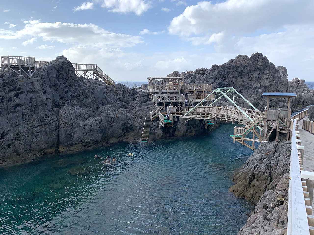 伊豆諸島も甚大な台風被害 時速0キロの暴風が吹き荒れた神津島の現状を現地レポート ルアマガ