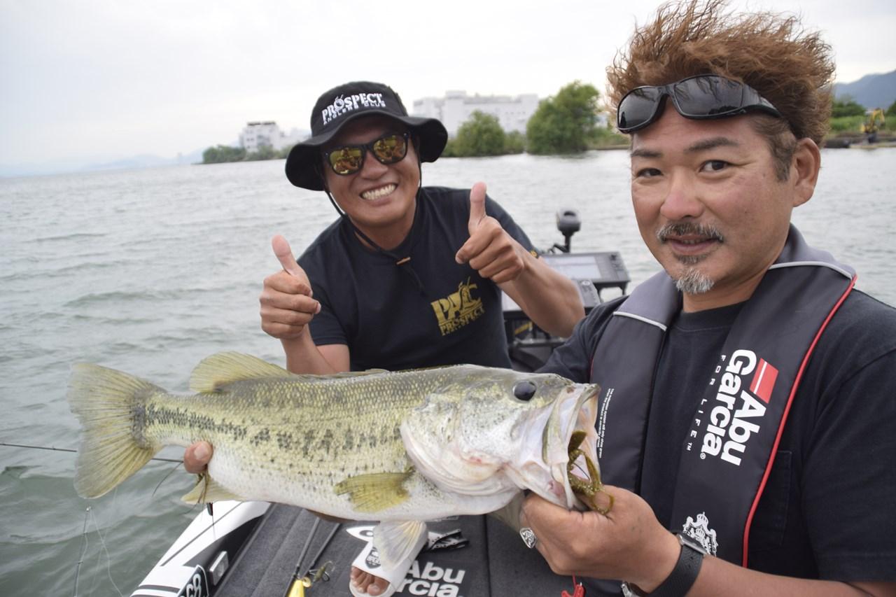 夢のプロアングラー密着釣行 キムケン In 琵琶湖に同船釣行レポート ルアマガ