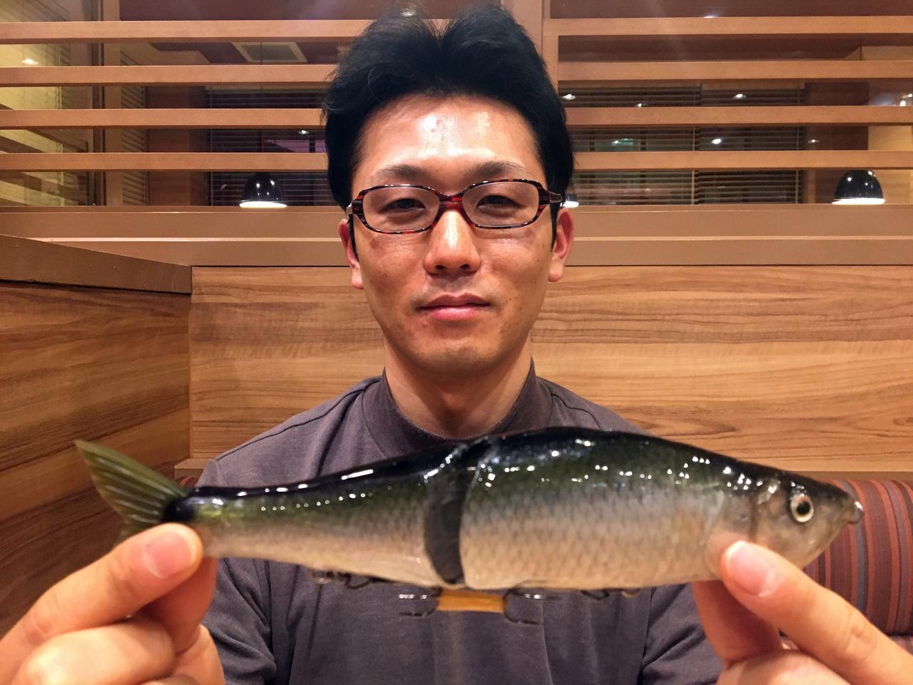 究極のリアルフィニッシュ 魚銀皮貼り カスタムルアーを知ってるかい リアルすぎる動画もご覧あれ ルアマガ