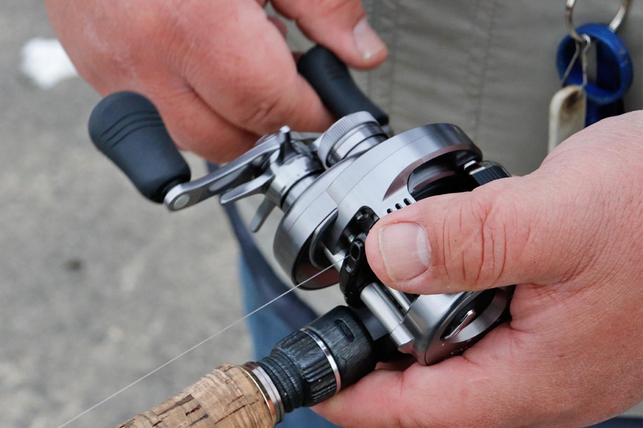 格安販売の ANR tradingシマノ SHIMANO ベイトリール 両軸 20