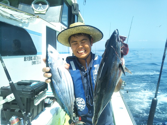 夏の相模湾をアツくするカツオ、マグロ！ 活イワシの泳がせ釣り