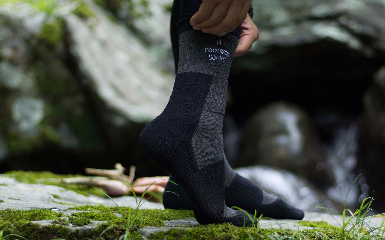 老舗靴下工場が開発した釣り人用ソックス Rootwat Socks は水中を歩くウェーディングマンにぴったりだった ルアマガ