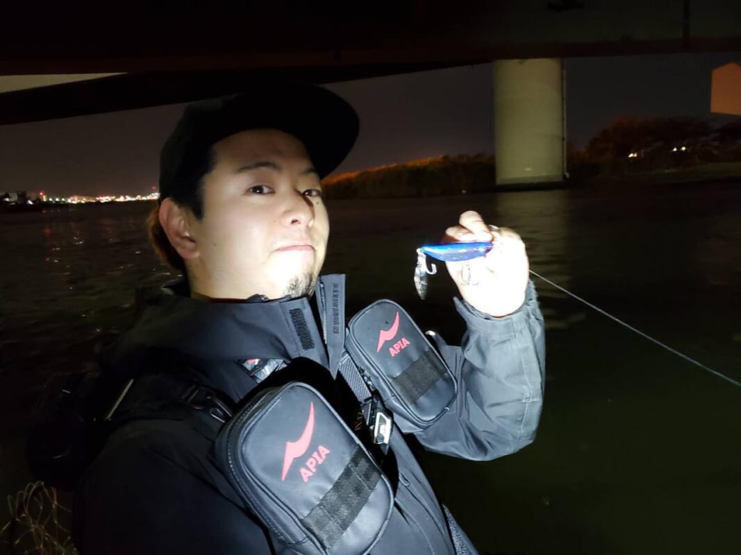 24時間耐久シーバス釣りバトルを実況ライブ配信でお届け！ 髙橋