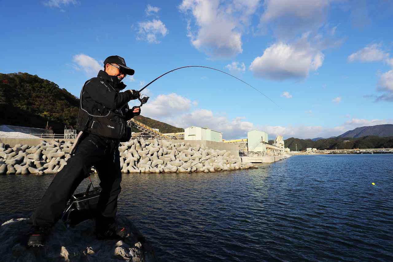 磯釣りスペシャル 21年3月号 発売 北西風を制する者 寒グレを制す ルアマガ