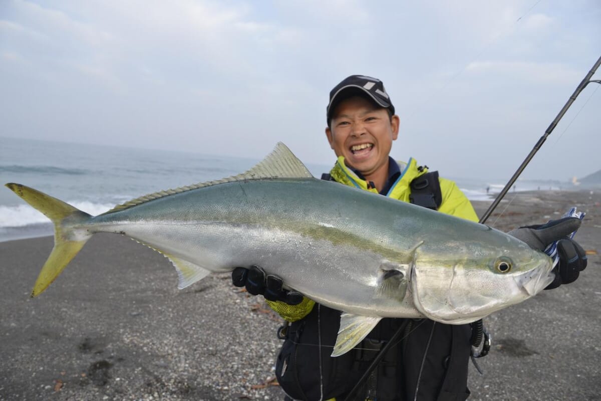 手広く釣るなら 万能 エギングロッドがおすすめなのです ルアーもエサも イカも魚もかかってこいや ルアマガ