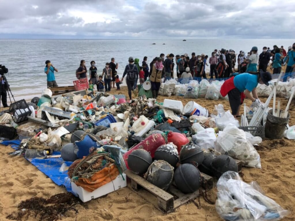 釣り人とsdgs 石垣島の砂浜から知る世界レベルの海洋ゴミの問題 ルアマガプラス