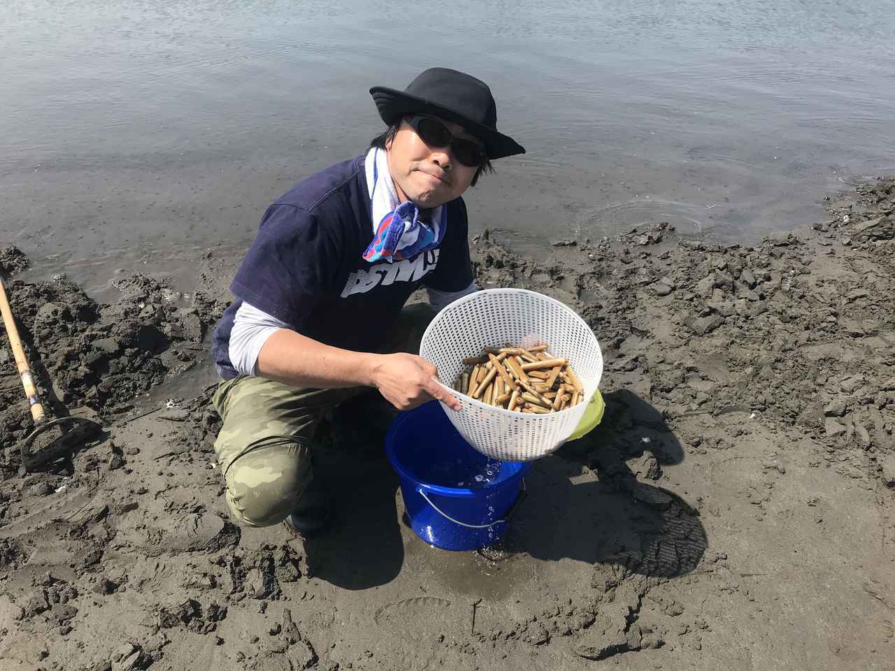 砂浜の上はまるで焼けたフライパン トップ