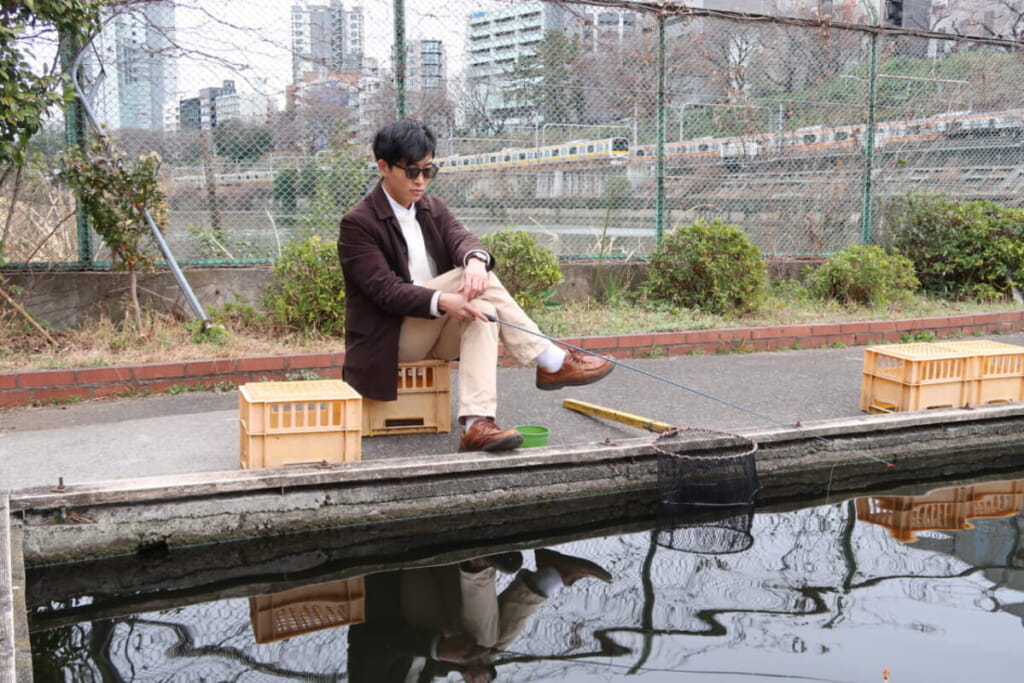 東京の釣り堀と言えばココ 市ヶ谷フィッシュセンターで鯉を釣る方法 都内釣り堀めぐり ルアマガプラス