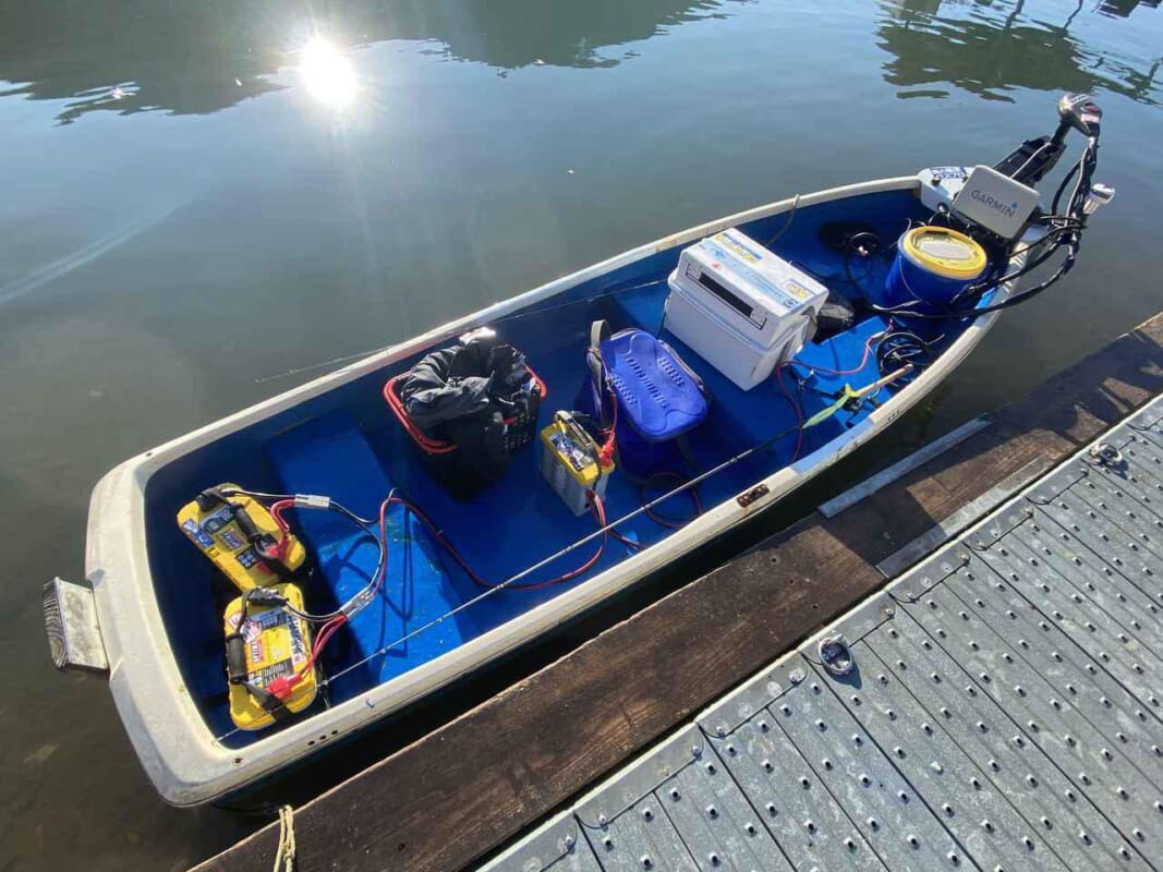 バス釣り用ガーミン魚探を駆使したワカサギ釣りが革命的に釣れ バス釣り用ガーミン魚探を駆使したワカサギ釣りが革命的に釣れ