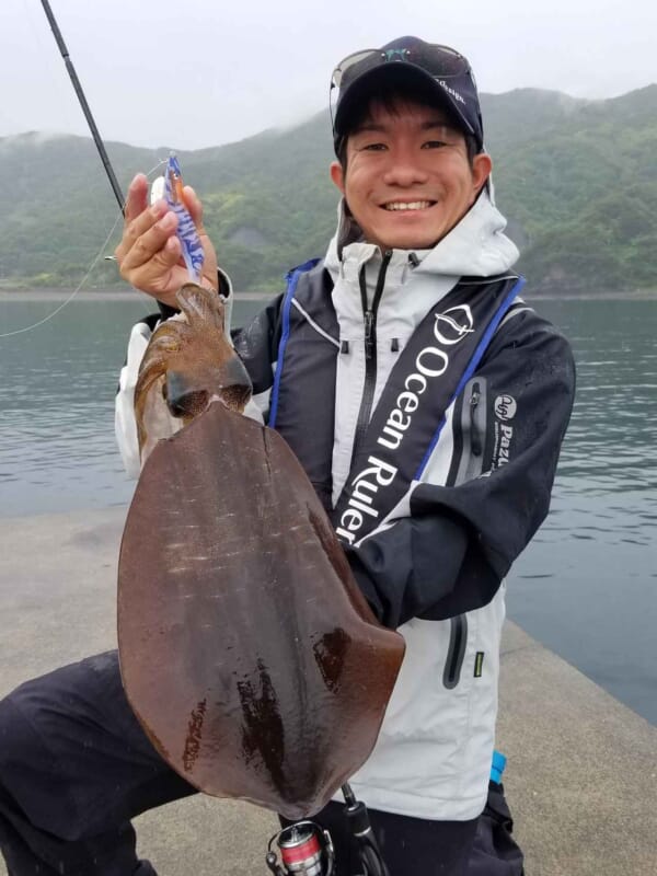 秋イカの特効薬！連続シャクリ上げに最適なロッド・エギストTZ