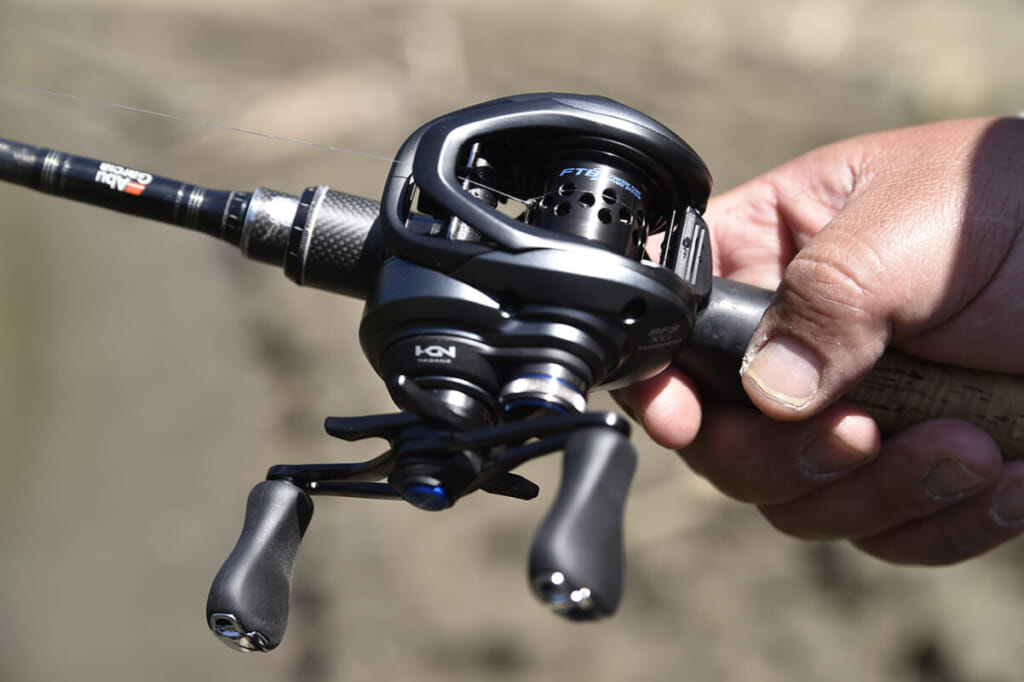 週末値下 シマノ SLX BFS XG 美品 SHIMANO ベイトフィネス - リール