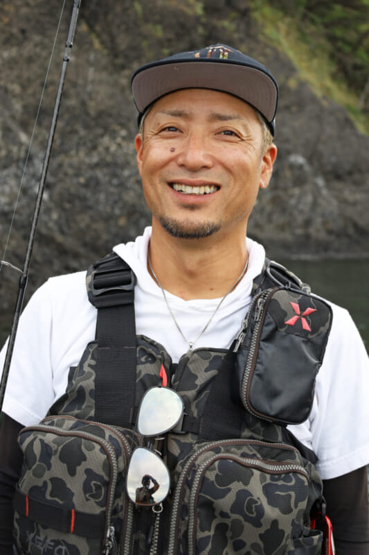 半信半疑だった湯川マサタカさんが 釣りドコ 水中地形表示マップのスゴさを実感した 伊豆半島エギング釣行 ルアマガ