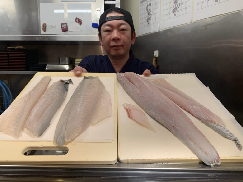 魚の締め方 津本式推奨の 脳締め 神経締め エラ切り フリフリ血抜き 冷やし込み 保冷 の手順が良い理由 ルアマガプラス