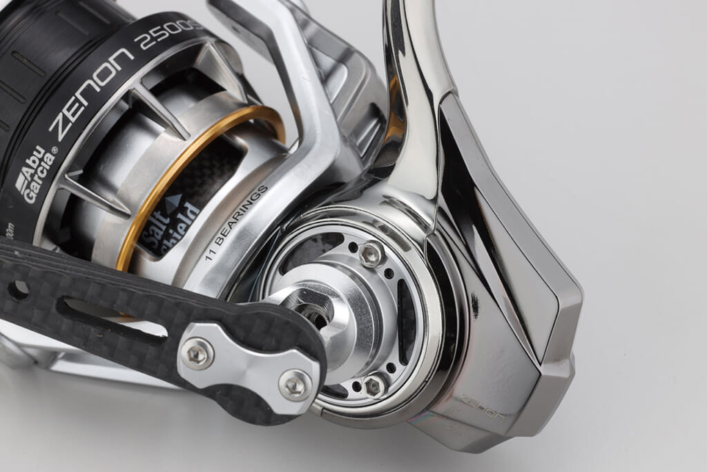 バス向け軽量リールを比較インプレ「ゼノン 2500SH（アブガルシア 
