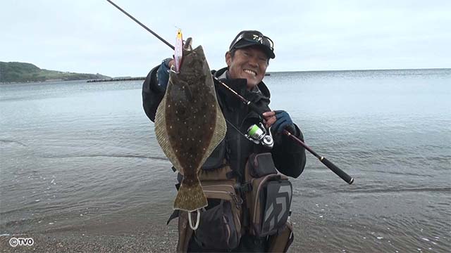 北海道南エリアのヒラメ を サーフフィネス で攻略 遠浅サーフ 磯を制する コンパクト 高比重ルアー の威力とは ミッチー高橋のサーフタクティクスepisode 2 ルアマガプラス